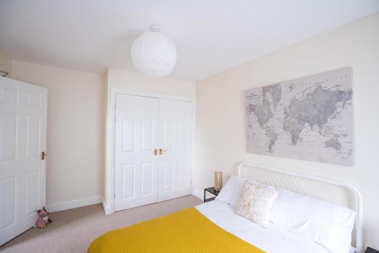 The Ella Fitzgerald - Modern 2 Bedroom Apartment, Super Close To City Centre Cardiff Exterior foto